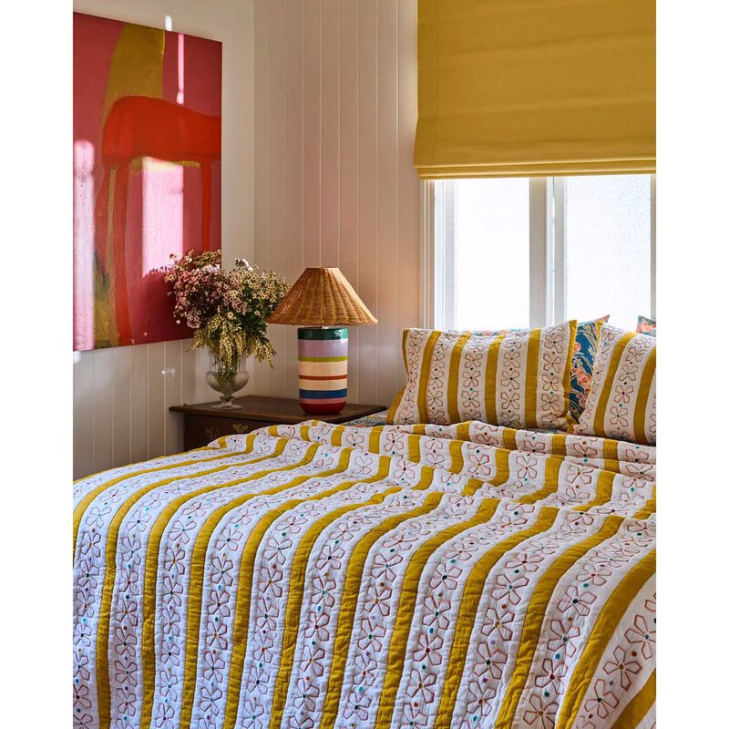 Kip&Co X Anna Spiro Daisy Chain Organic Cotton Quilted Bedspread Large image number 1